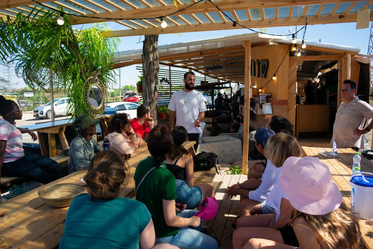 Jazit-Marom-Volunteers-104 (1)